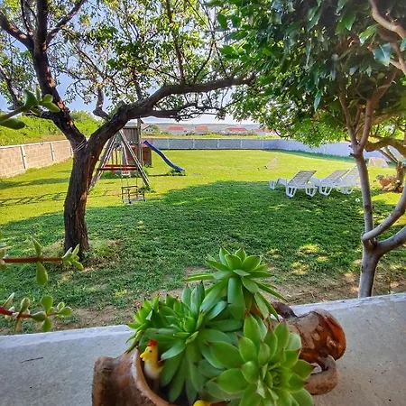 House Rose With Garden And Pool Villa Ljubac  Exterior photo